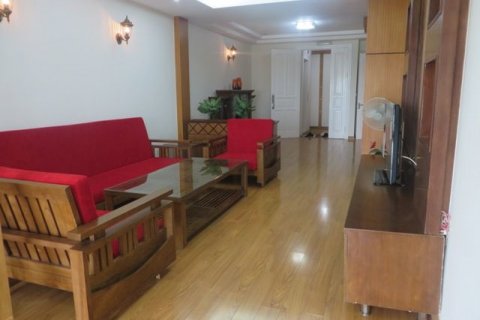 3 bedrooms Apartment in Tay Ho, Ha Noi, No. 5449 2