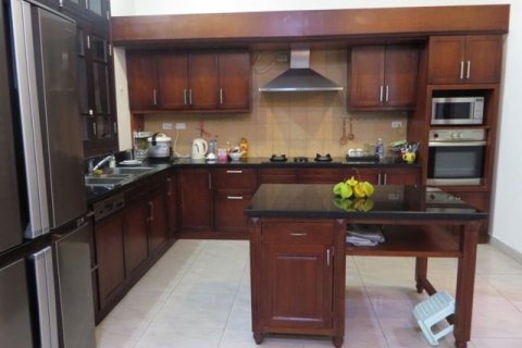 Вилла с 5 спальнями в Тэйхо, Ханой , № 6095 9