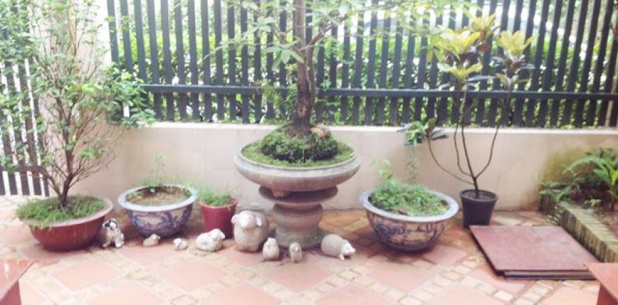 4 bedrooms Villa in Tay Ho, Ha Noi, No. 6956