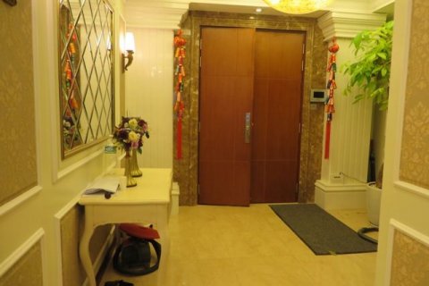3 bedrooms Apartment in Tay Ho, Ha Noi, No. 6392