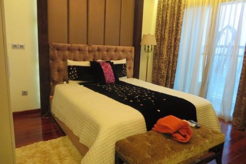 3 bedrooms Apartment in Tay Ho, Ha Noi, No. 6392 7