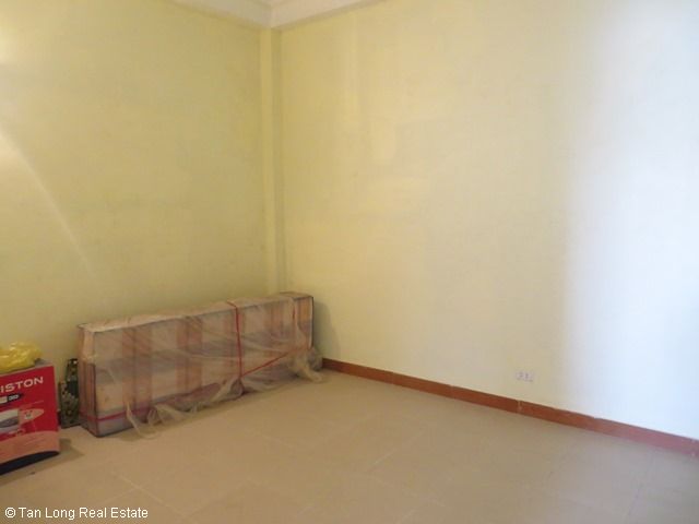 3 bedrooms House in Long Bien, Ha Noi, Vietnam No. 6387