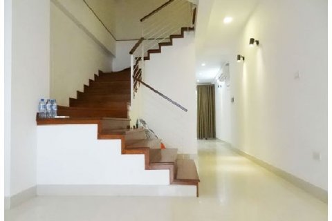 6 bedrooms Apartment in Tay Ho, Ha Noi, No. 6386 2
