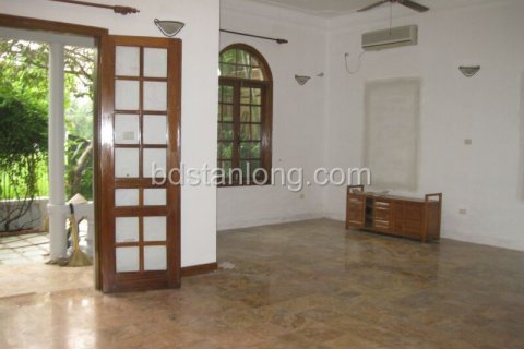 4 bedrooms Villa in Tay Ho, Ha Noi, No. 7333 4