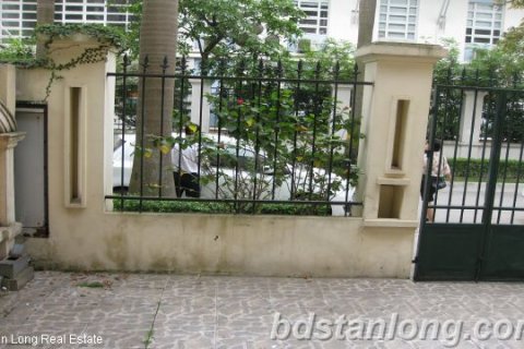 4 bedrooms House in Tay Ho, Ha Noi, No. 7331 2