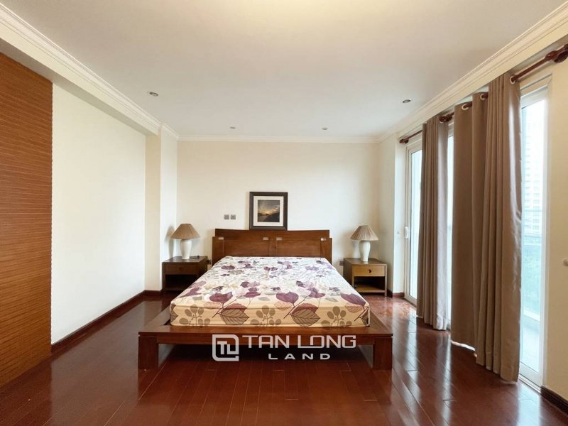 3 bedrooms Apartment in Tay Ho, Ha Noi, Vietnam No. 2232