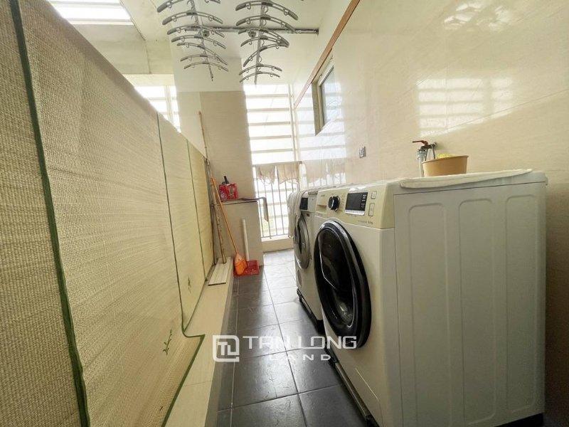 3 bedrooms Apartment in Tay Ho, Ha Noi, Vietnam No. 2232