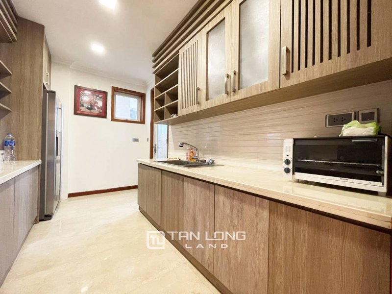 3 bedrooms Apartment in Tay Ho, Ha Noi, Vietnam No. 2232