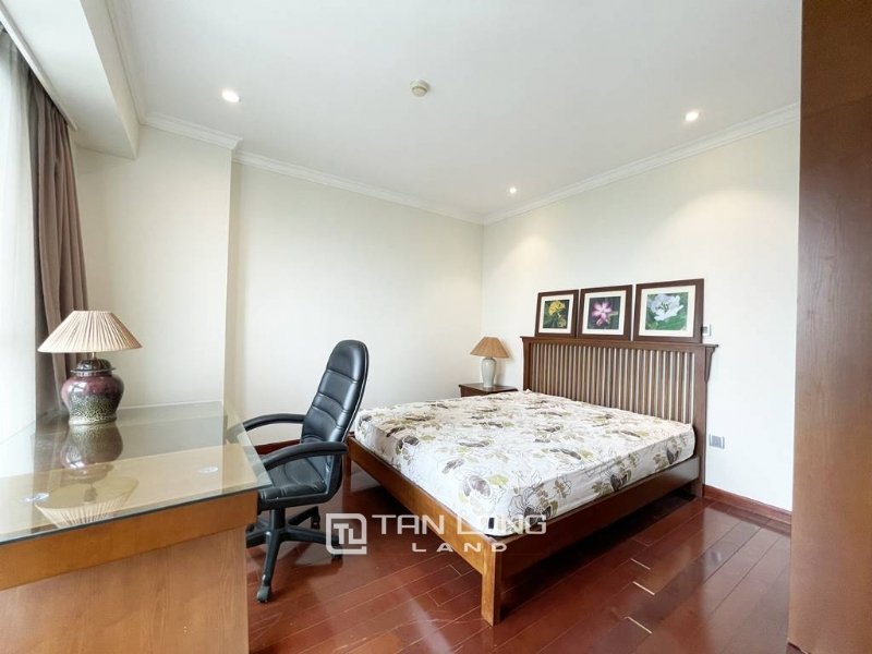 3 bedrooms Apartment in Tay Ho, Ha Noi, Vietnam No. 2232