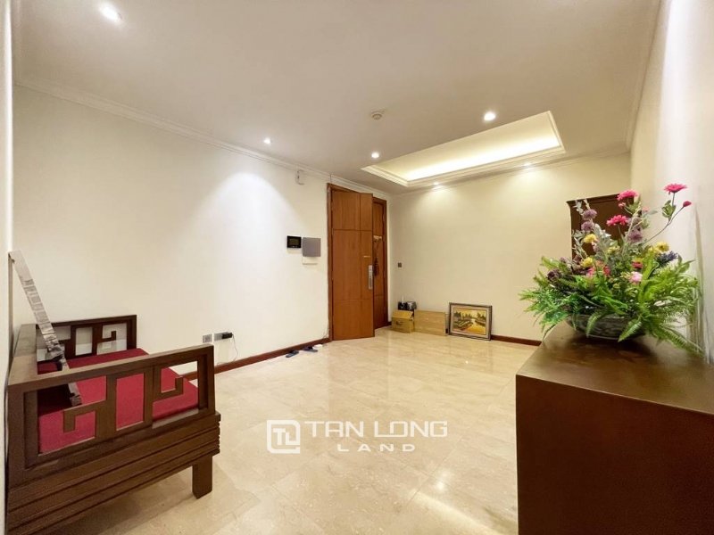 3 bedrooms Apartment in Tay Ho, Ha Noi, Vietnam No. 2232