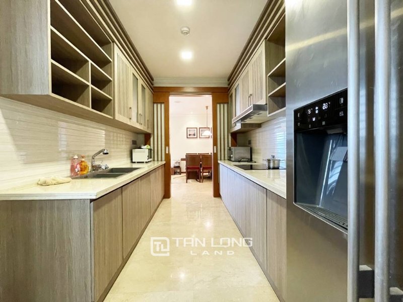 3 bedrooms Apartment in Tay Ho, Ha Noi, Vietnam No. 2232