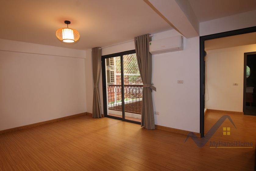 3 bedrooms Apartment in Long Bien, Ha Noi, Vietnam No. 19330