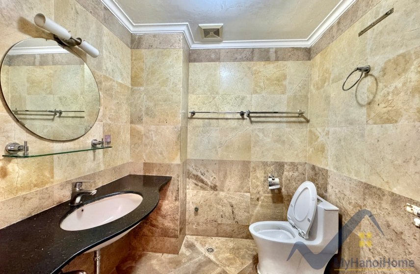 Квартира с 3 спальнями в Бадинь, Ханой, Вьетнам № 26443