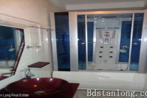 2 bedrooms Apartment in Tay Ho, Ha Noi,  No. 8608 8