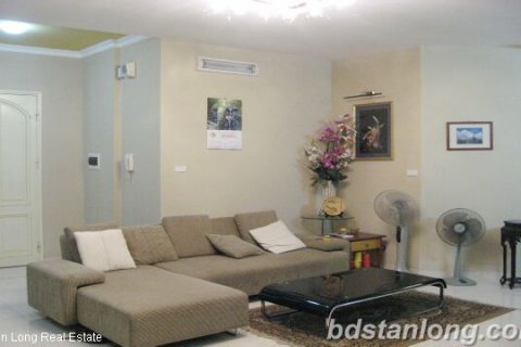 3 bedrooms Apartment in Cau Giay, Ha Noi,  No. 8605