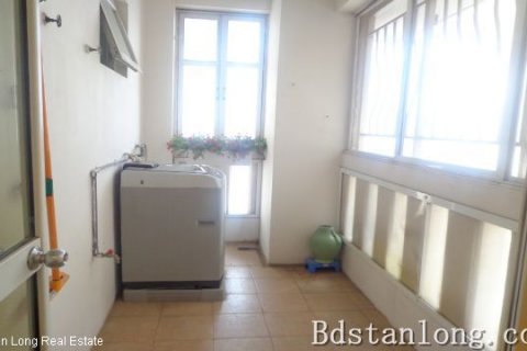 4 bedrooms Apartment in Tay Ho, Ha Noi, No. 8611 11