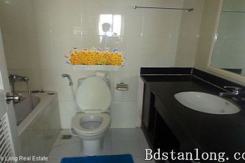 4 bedrooms Apartment in Tay Ho, Ha Noi, No. 8611 9