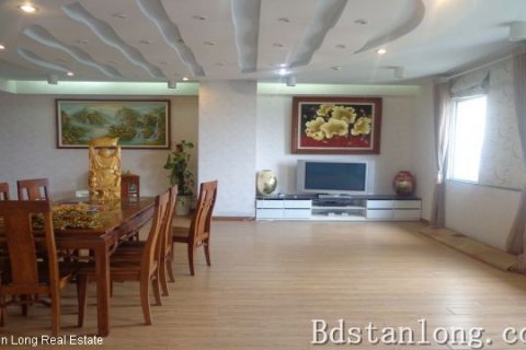4 bedrooms Apartment in Tay Ho, Ha Noi, No. 8611 2
