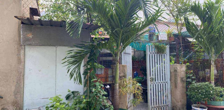 Studio House in District 7, Ho Chi Minh, No. 8898