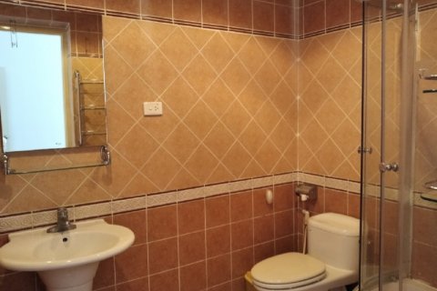 Квартира с 2 спальнями в Тэйхо, Ханой ,  № 2074 10