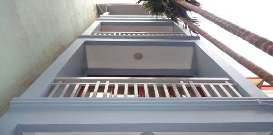 4 bedrooms House in Tay Ho, Ha Noi,  No. 7873