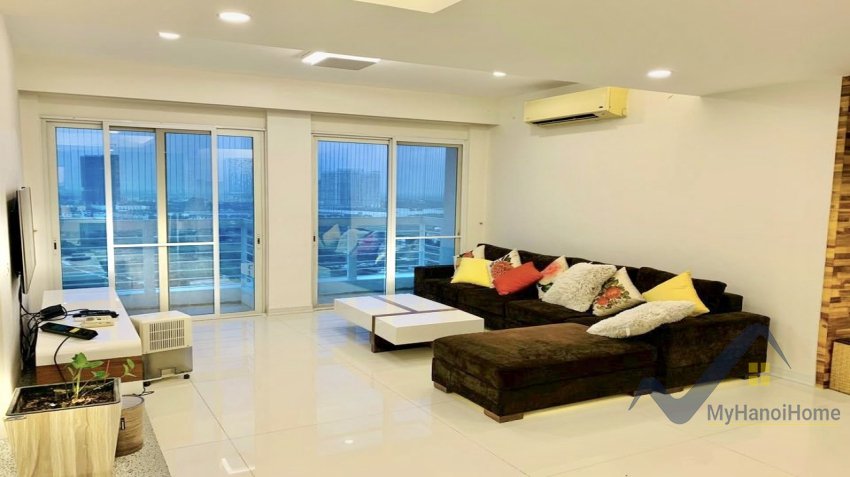 3 bedrooms Apartment in Long Bien, Ha Noi, Vietnam No. 18937
