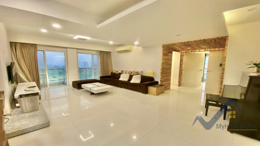3 bedrooms Apartment in Long Bien, Ha Noi, Vietnam No. 18937
