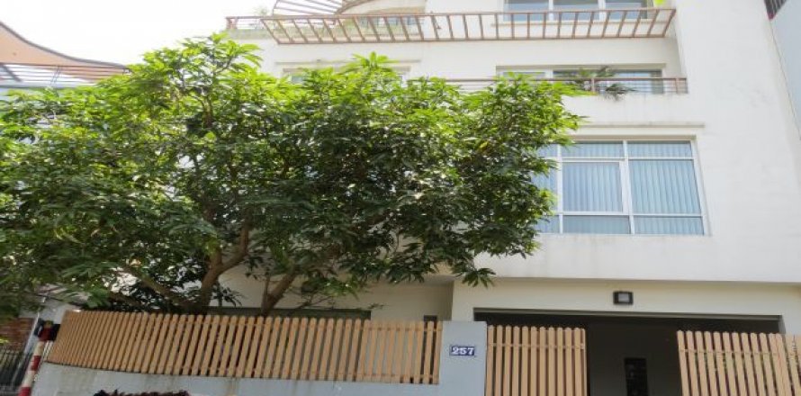 4 bedrooms House in Long Bien, Ha Noi, No. 7538
