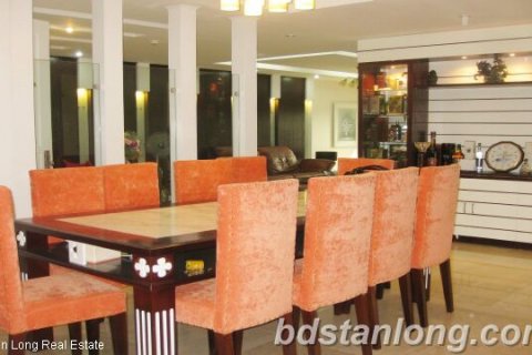 4 bedrooms Apartment in Tay Ho, Ha Noi,  No. 7540 4