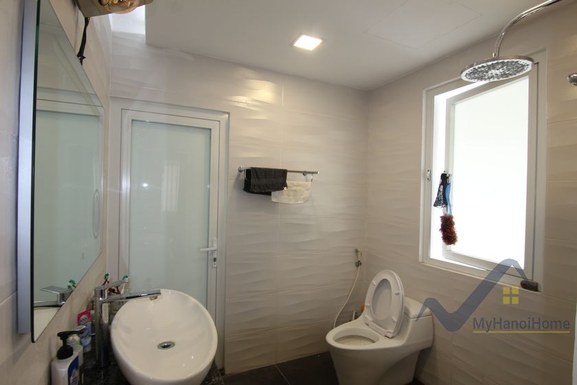 4 bedrooms Villa in Long Bien, Ha Noi, Vietnam No. 19407