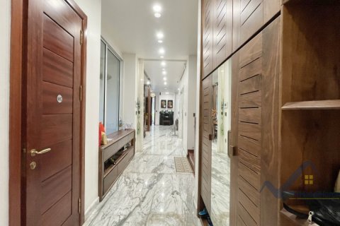 Вилла с 4 спальнями в Лонгбьен, Ханой , № 19404 6
