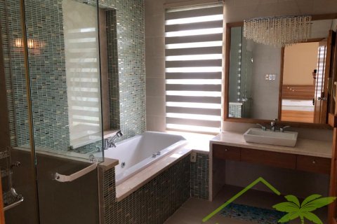 4 bedrooms Villa in Nha Trang, No. 10484 15