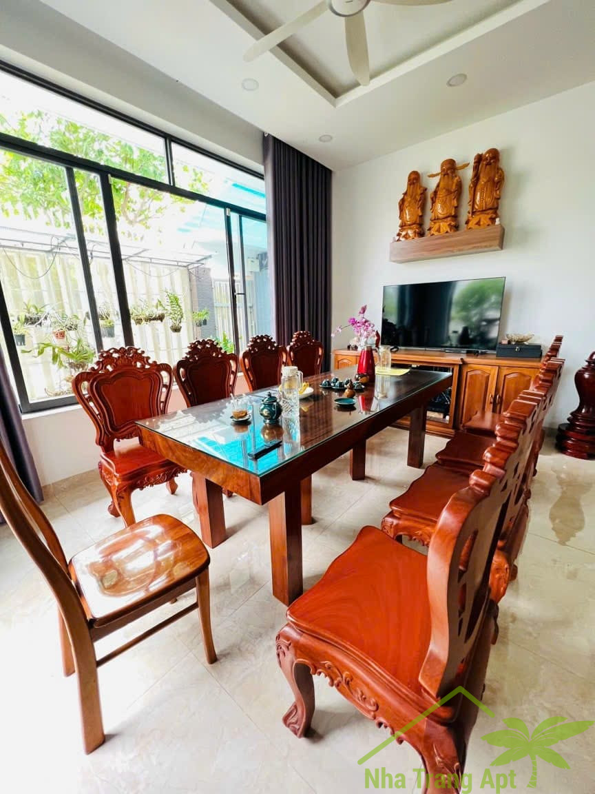 4 bedrooms Villa in Nha Trang, Vietnam No. 28269