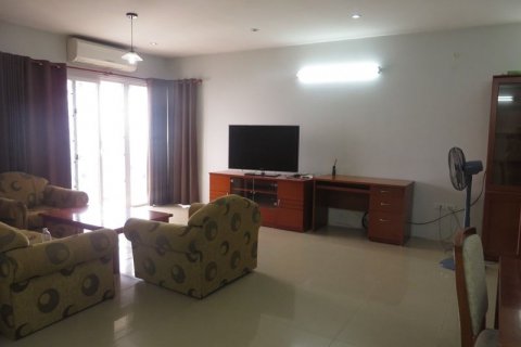 3 bedrooms Apartment in Dong Da, Ha Noi, No. 6020 2