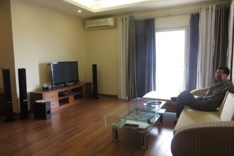 3 bedrooms Apartment in Dong Da, Ha Noi, No. 6021 2