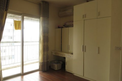 3 bedrooms Apartment in Dong Da, Ha Noi, No. 6021 9
