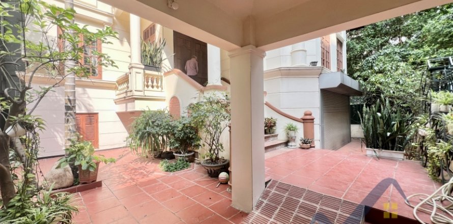 5 bedrooms Villa in Tay Ho, Ha Noi, No. 18762