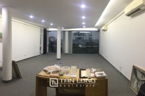 Офис с 1 комнатой в Тэйхо, Ханой ,  № 3647