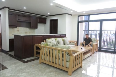 3 bedrooms Apartment in Ba Dinh, Ha Noi, No. 5790 2