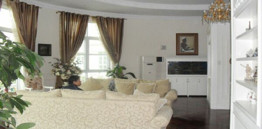 Квартира с 3 спальнями в Намтыльем, Ханой , № 8545