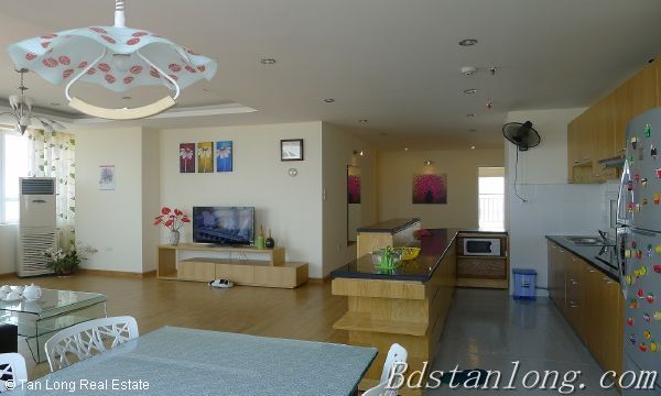 3 bedrooms Apartment in Cau Giay, Ha Noi, Vietnam No. 8547