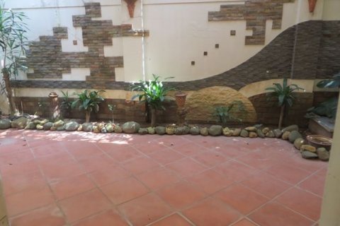 5 bedrooms Villa in Tay Ho, Ha Noi,  No. 5399 5