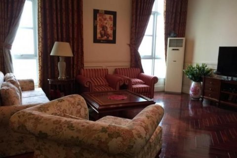 Квартира с 3 спальнями в Намтыльем, Ханой , № 5396