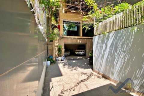4 bedrooms Villa in Tay Ho, Ha Noi, No. 19106