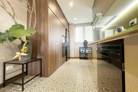 2 bedrooms Apartment in Tay Ho, Ha Noi, No. 9462 16