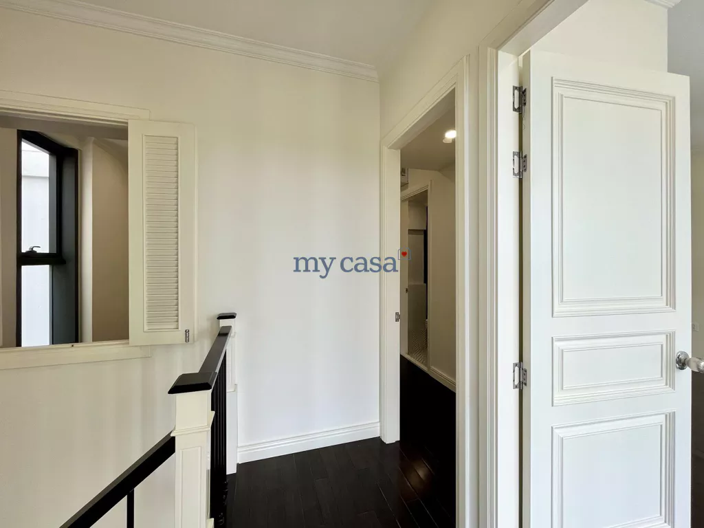 3 bedrooms Apartment in Ho Chi Minh, Vietnam No. 11100