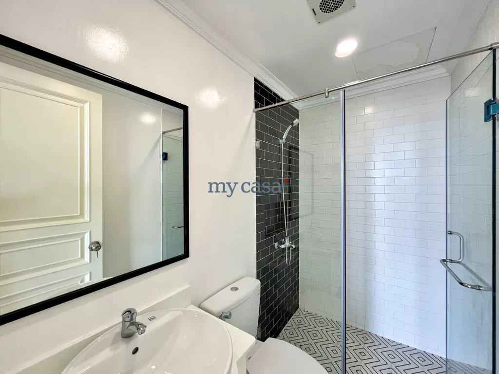 3 bedrooms Apartment in Ho Chi Minh, Vietnam No. 11100