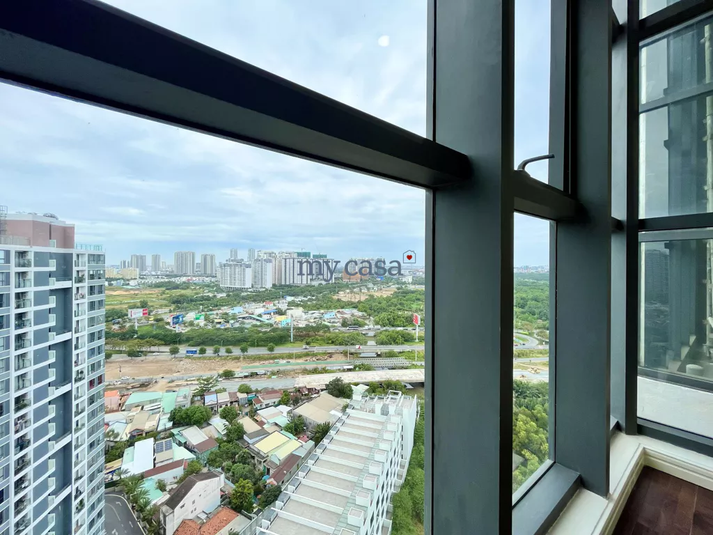 5 bedrooms Apartment in Ho Chi Minh, Vietnam No. 11101