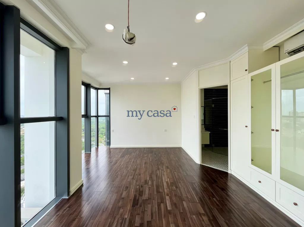 5 bedrooms Apartment in Ho Chi Minh, Vietnam No. 11101