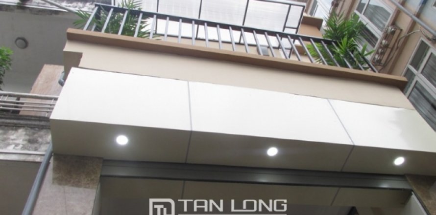 Studio House in Dong Da, Ha Noi, No. 4928